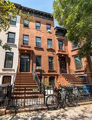 887 Lafayette Avenue 