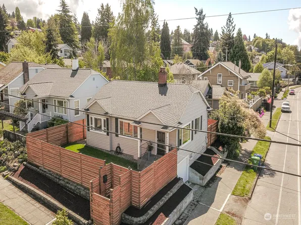 4359 SW Willow Street, Seattle, WA 98136