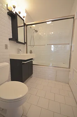 Sold by Swythe, Inc. | media 17