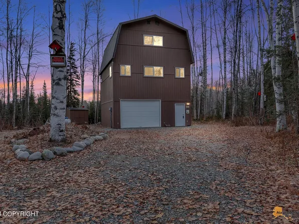 49725 S Silver Salmon Dr, Wasilla, AK 99688