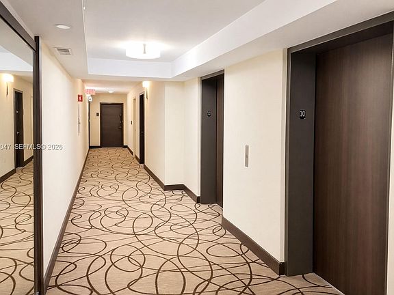 4th image of 20505 E Country Club Dr APT 1033