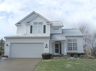 1328 Fieldstone Ct, Broadview Heights, OH 44147
