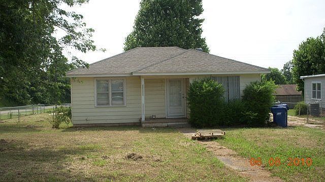 1st image of 323 S Price Ave