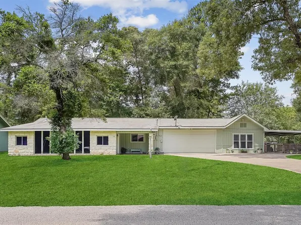 360 Governor Wood Drive, Point Blank, TX 77364
