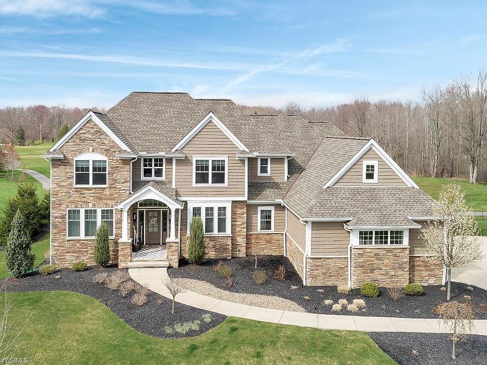 1st image of 7307 Shinnecock Dr