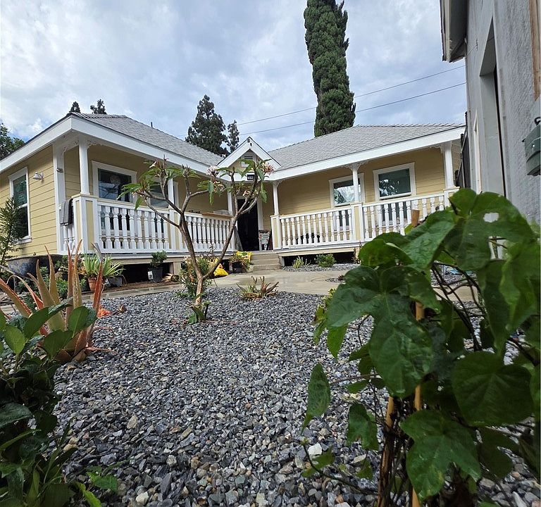 1st image of 402 E Pne #2