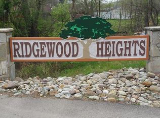 21 Ridgewood Dr, Mc Donald, PA 15057