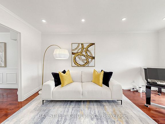 4th image of 26 Kew Gdns