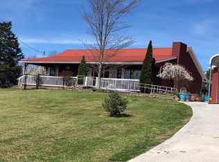 225 Stephens Rd, Rocky Top, TN 37769