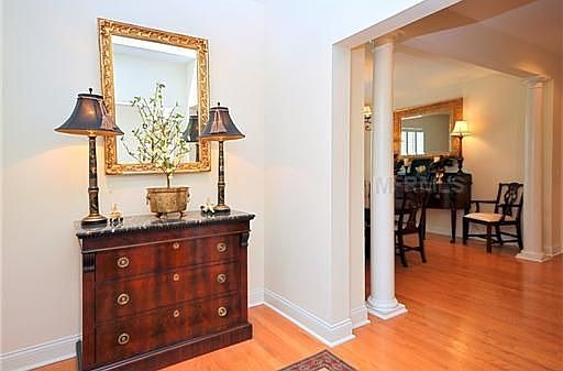 3rd image of 306 Sea Island Way