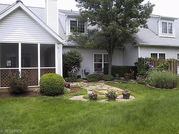 3rd image of 29333 Buckthorn Pl #18