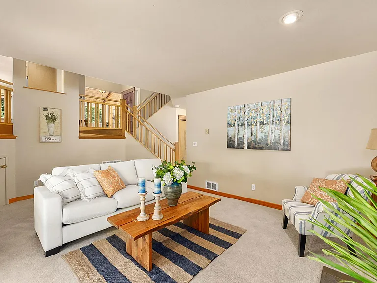 22799 S Kingston Rd NE — Photo 13