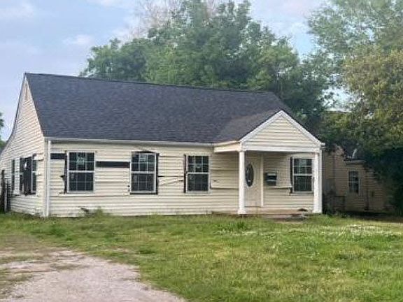 2nd image of 2047 Amos St