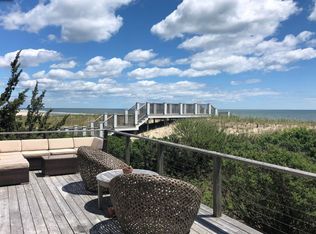 1335 Flying Point Rd, Water Mill, NY 11976