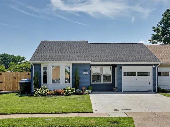 5994 Beechwalk Dr, Virginia Beach, VA 23464