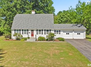 24 Maple Edge Drive, Bloomfield, CT 06002