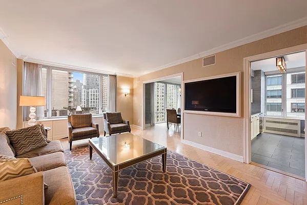 Sold by Nest Seekers International | media 21