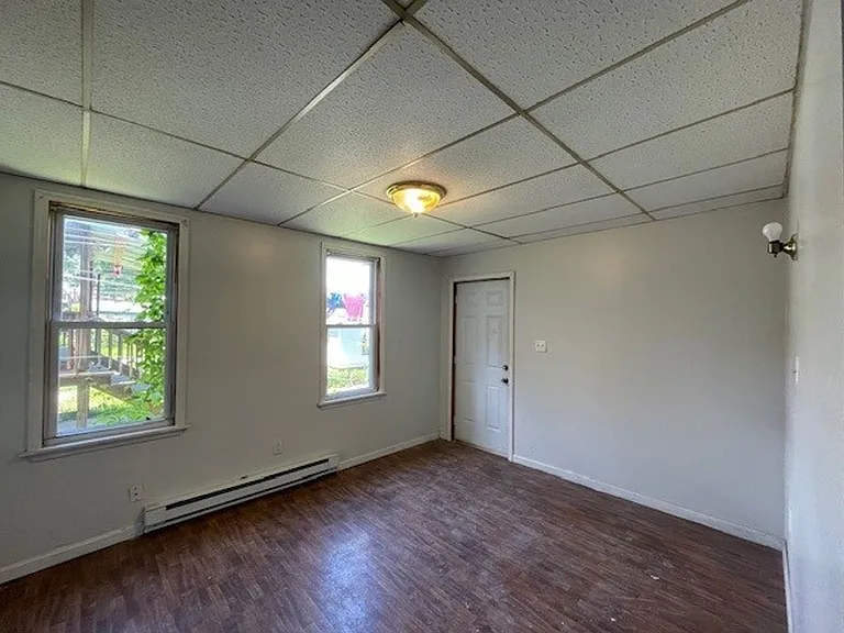 38 Clay Street — Photo 10