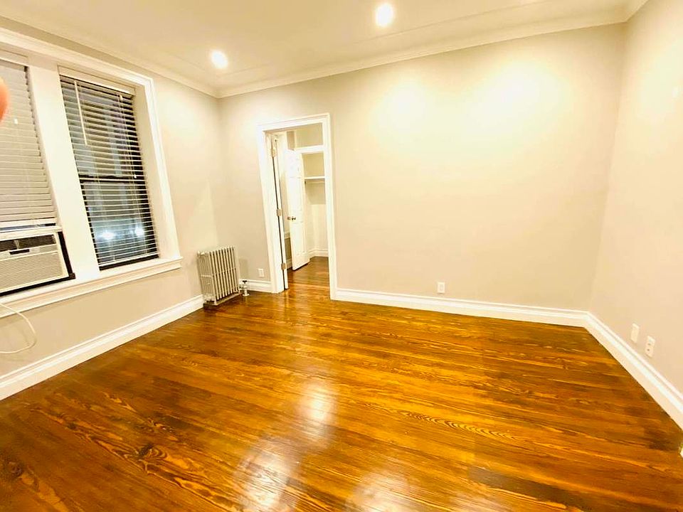 1st image of 45-30 Court Sq #17A