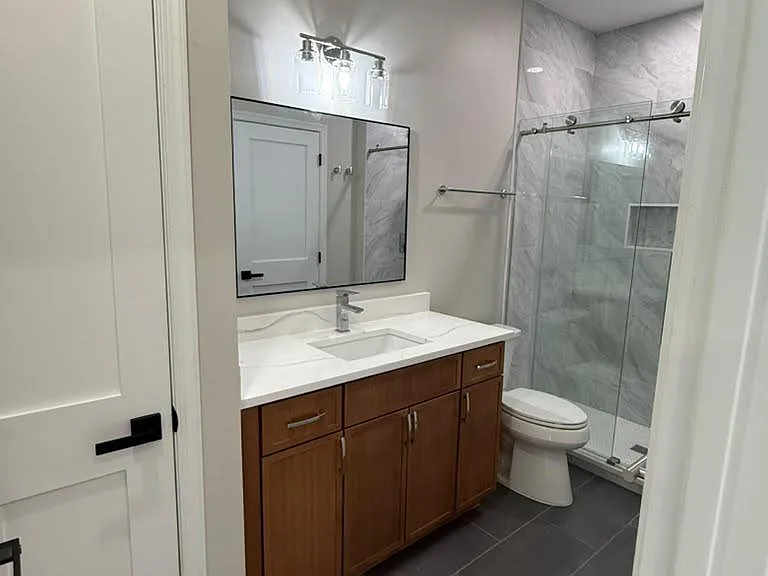 1716 Lake Shore Crest Dr #22 — Photo 10