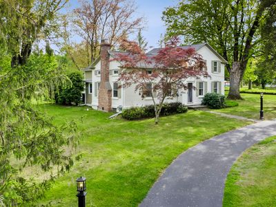 808 Feura Bush Road, Delmar, NY, 12054