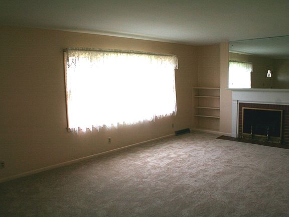 3rd image of 145 Reister Dr