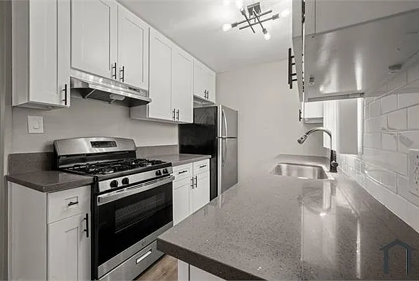 2 bed, 850 sqft, $2,095 — Photo 4