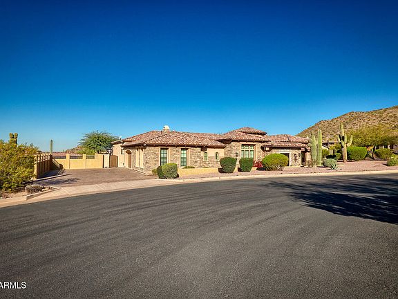 3rd image of 8925 E ROSEDALE Circle