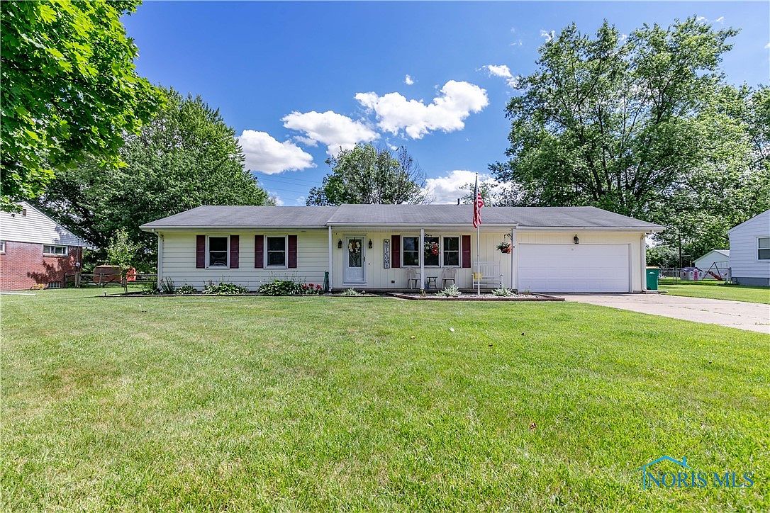 632 Valley Dr, Rossford, OH 43460 Zillow