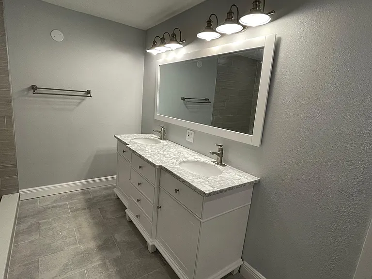 310 E Gladys St — Photo 9