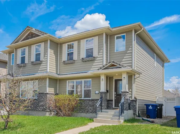934 Stonebridge COMMON, Saskatoon, SK S7T 0N2