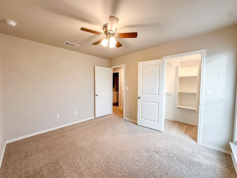 10424 Waverly Ave — Photo 12
