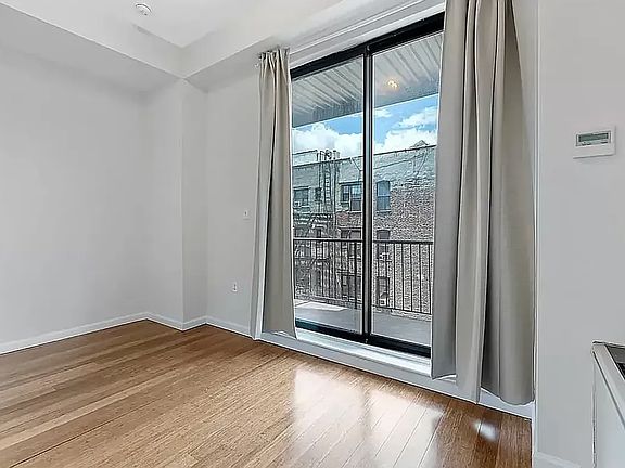 5th image of 2147 2nd Ave #Penthouse B