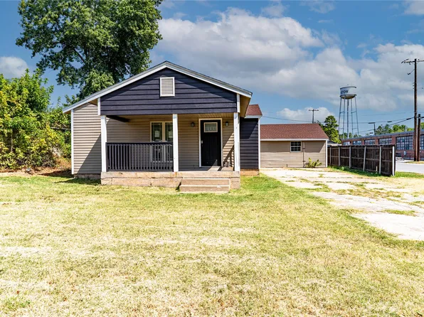 525 E Washington Ave, Bristow, OK 74010