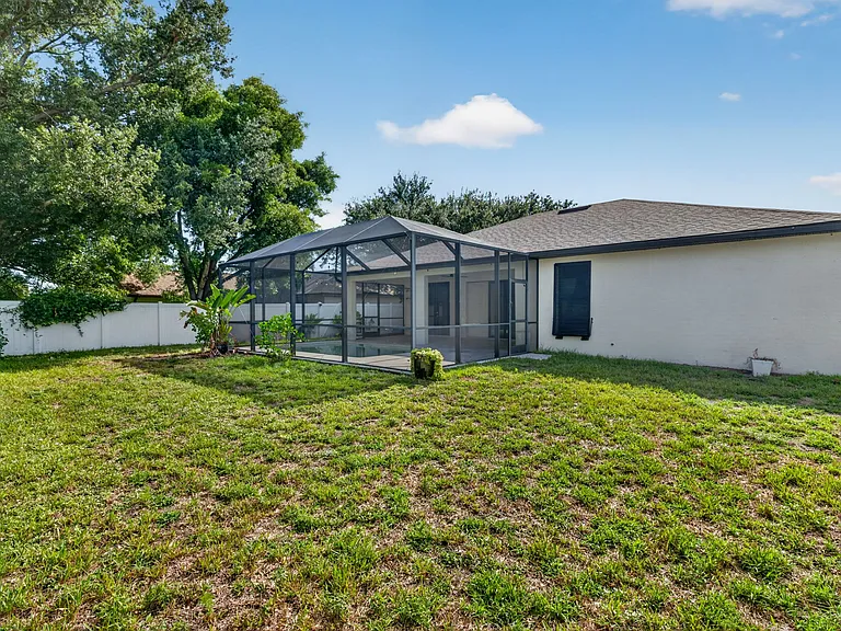 1218 SW 9th Ct — Photo 20