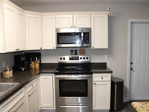 3rd image of 3320 70th Ave N