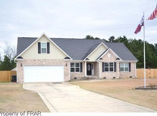 7021 Pope Cashwell Ct, Hope Mills, NC 28348