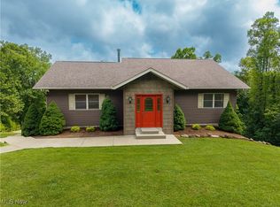 114 Buckner Bend Rd, Walker, WV 26180