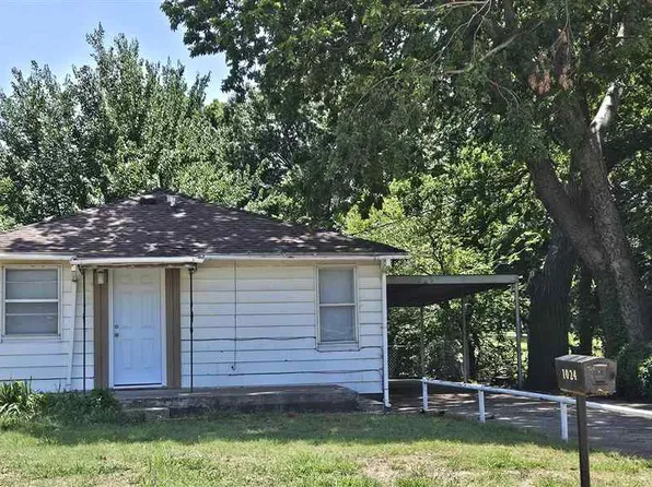 1024 W Greenwood Ave, Ponca City, OK 74601