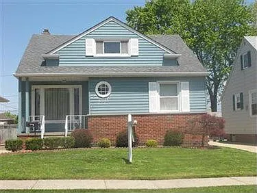 12213 Willard Ave photo 1
