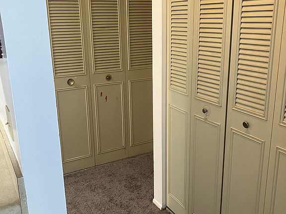 5th image of 695 Capital Ave NE #34B