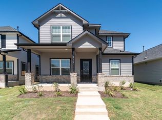 215 Tokalaun Dr, Hutto, TX 78634