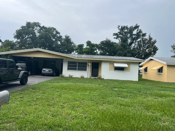 2693 Pinehurst Ave, Belleair Bluffs, FL 33770