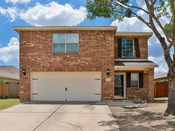 633 Misty Mountain Dr, Fort Worth, TX 76140
