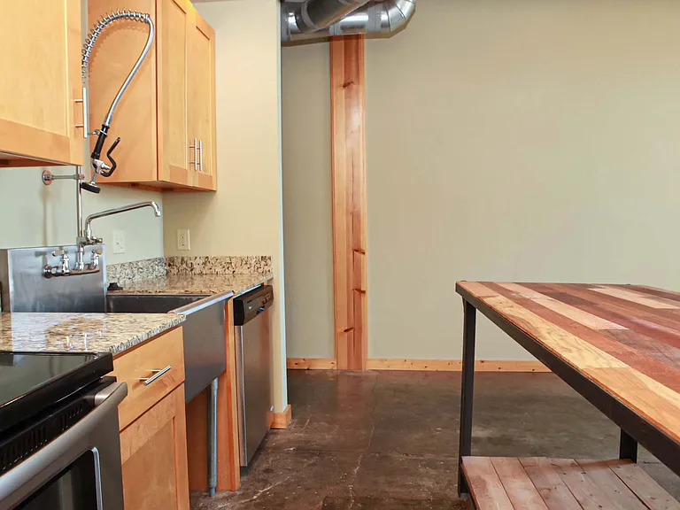 724 S Main Ave #23 — Photo 21