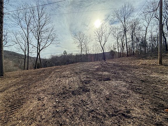 4th image of 13749 Enon Rd