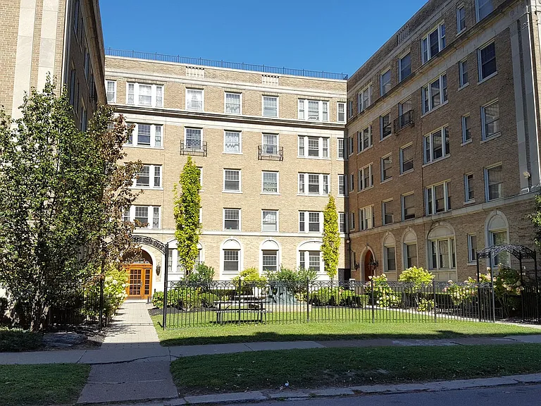 Bryant Apartments — Photo 58
