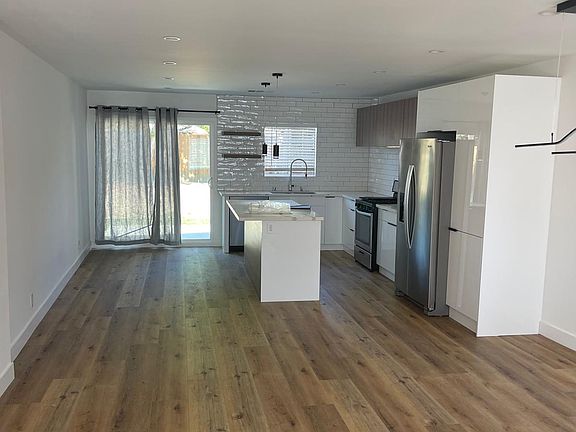 5th image of 7051 Garden Grove Ave
