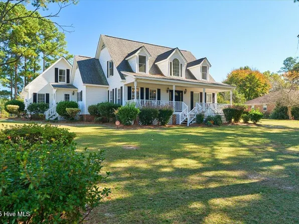 9681 Deerfield Circle, Laurinburg, NC 28352