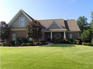 2420 Turnstone Dr, Soddy Daisy, TN 37379